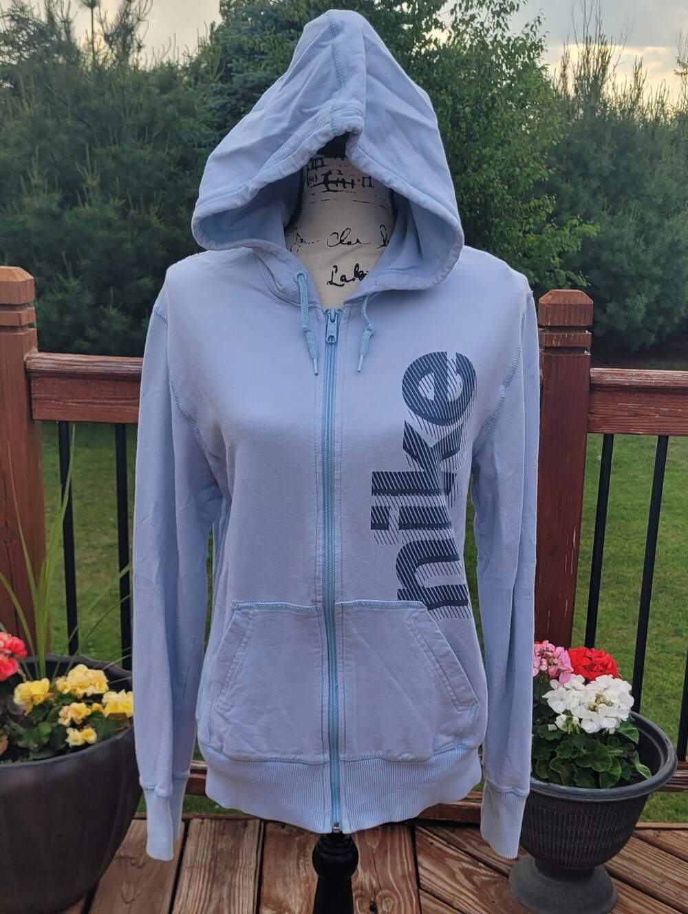 Nike Womens Size Large Light Blue Full-Zip Hoodie with Hood